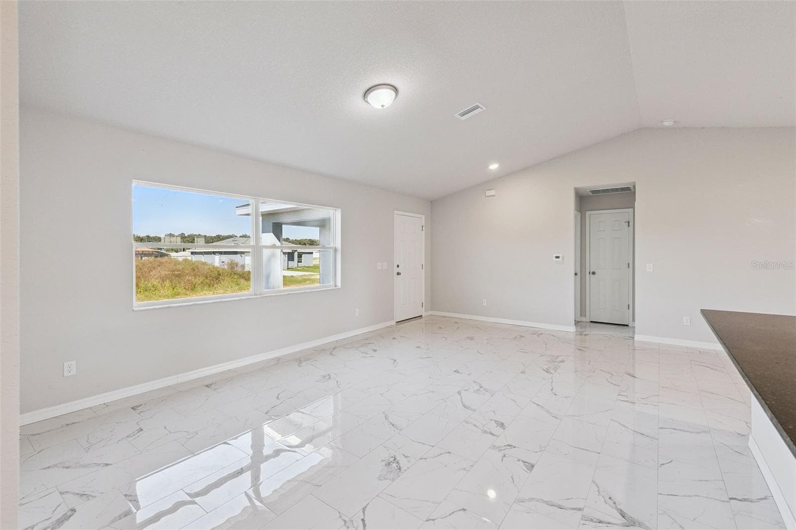 Single Family Residence at 103 N CAPE TER, INVERNESS, photo 11 of 38