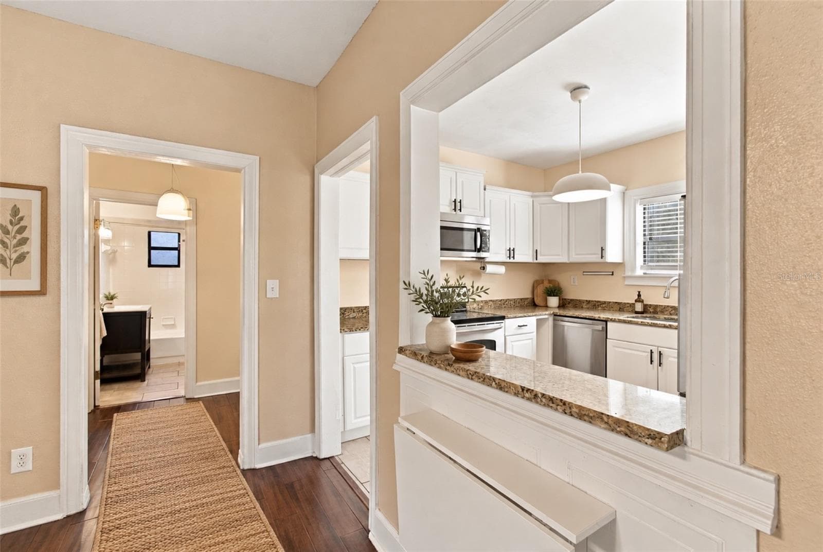 Single Family Residence at 805 E OSBORNE AVE, TAMPA, photo 19 of 45