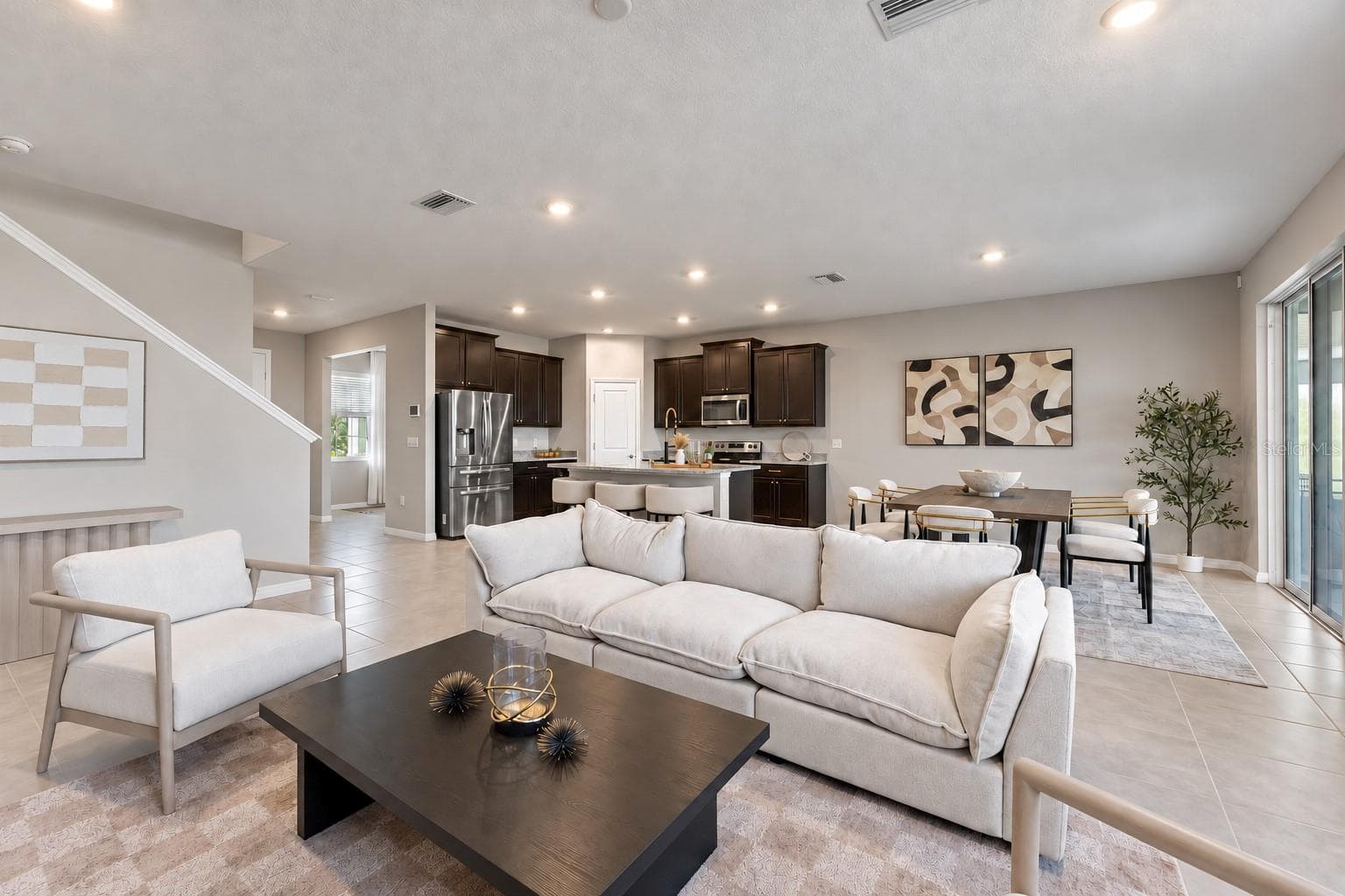 Open living dining and kitchen - 5126 Jackel Chase Dr, Wimauma - 5126 JACKEL CHASE DR, WIMAUMA
