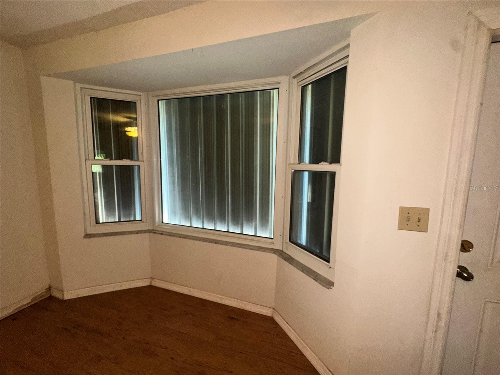 Living room bay window - 1554 INVERNESS ST, PORT CHARLOTTE