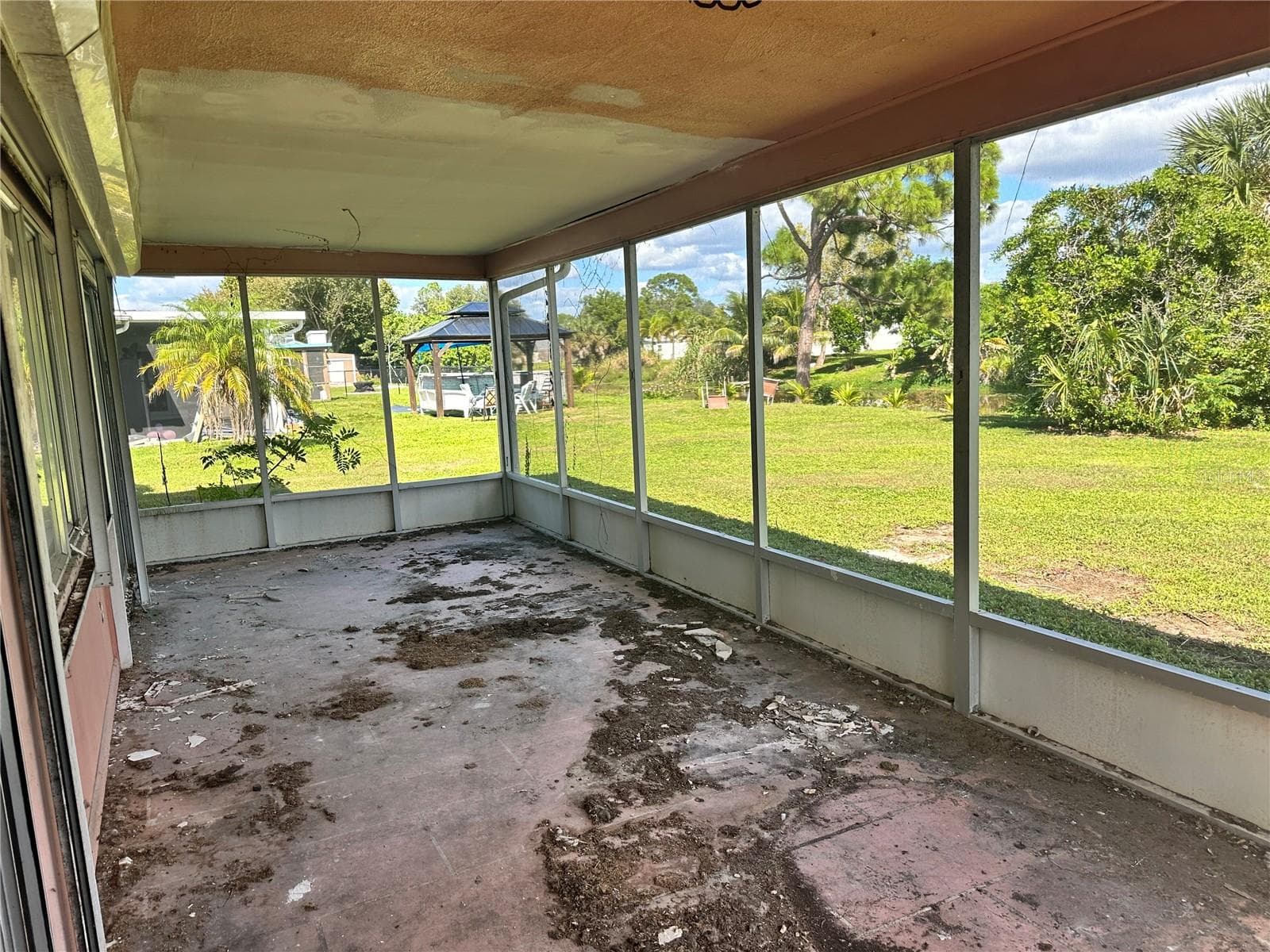 lanai - 1554 INVERNESS ST, PORT CHARLOTTE