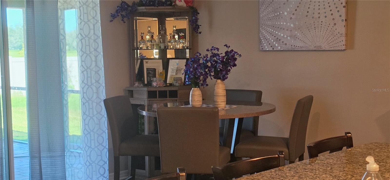 Eat-in - 7921 SAIL CLOVER LN, ZEPHYRHILLS