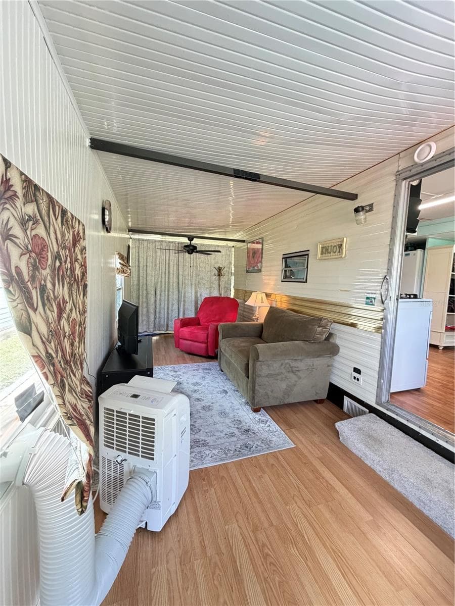 Manufactured Home at 7 PINE DR, OSTEEN, photo 3 of 27