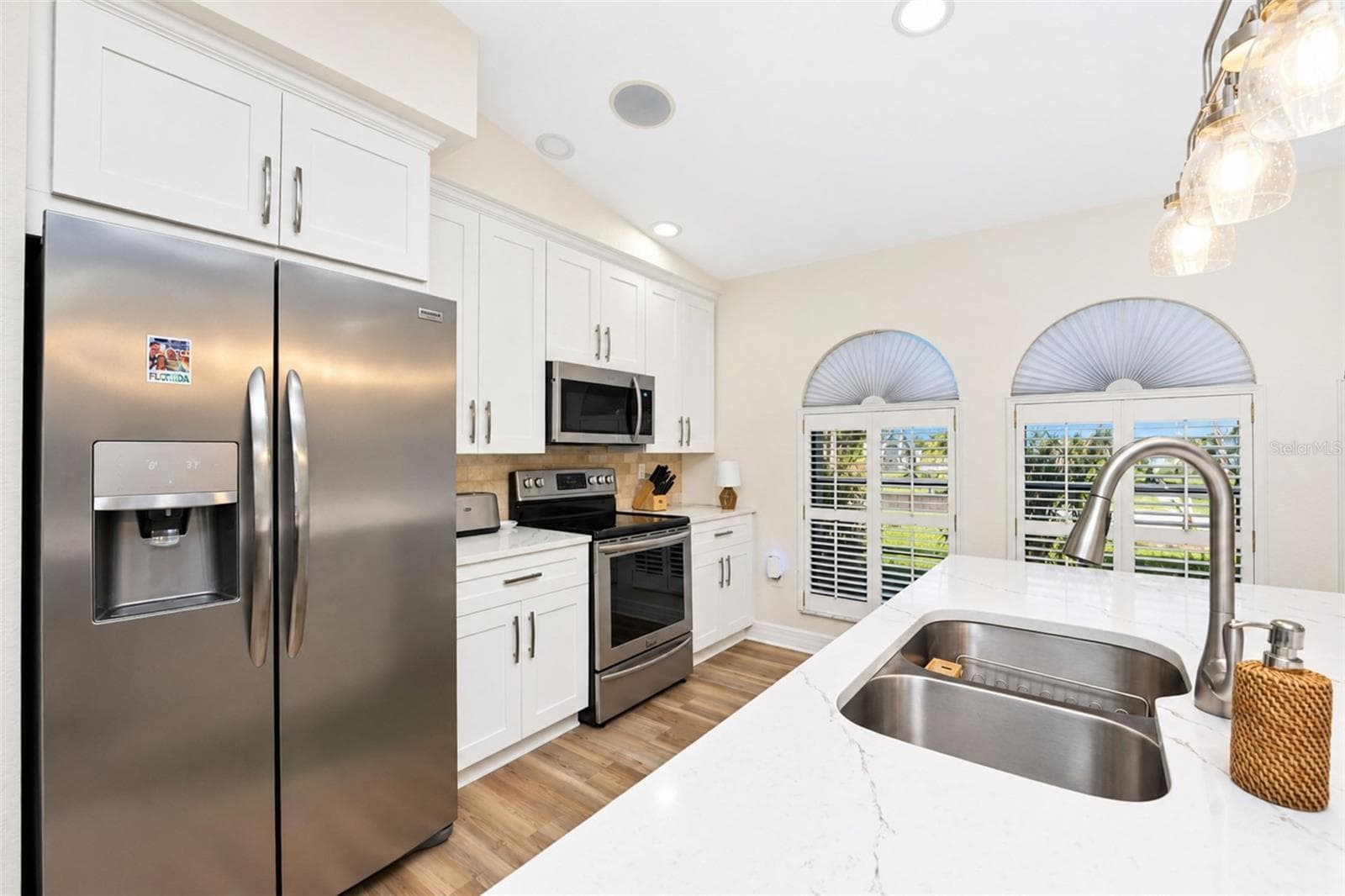 Single Family Residence at 18231 HOTTELET CIR, PORT CHARLOTTE, photo 8 of 72