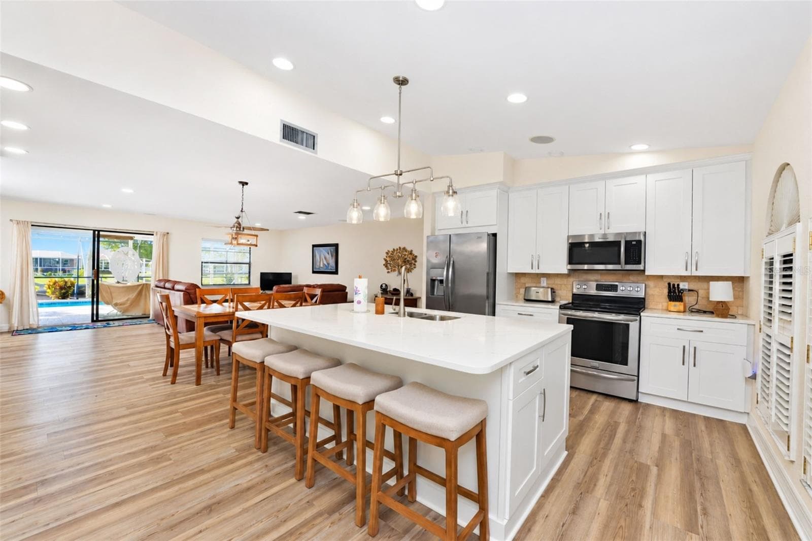 Single Family Residence at 18231 HOTTELET CIR, PORT CHARLOTTE, photo 13 of 72