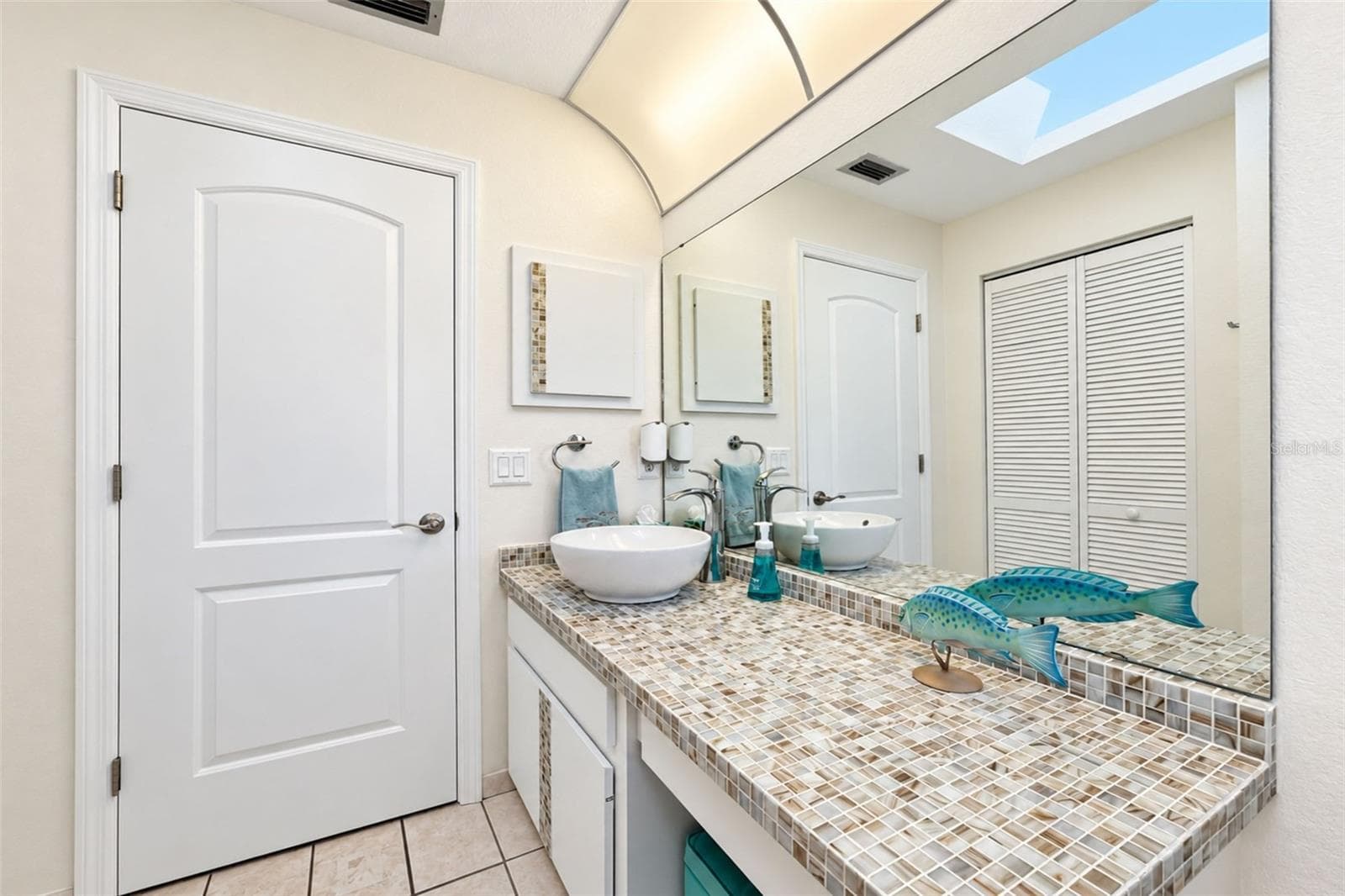 Single Family Residence at 18231 HOTTELET CIR, PORT CHARLOTTE, photo 44 of 72