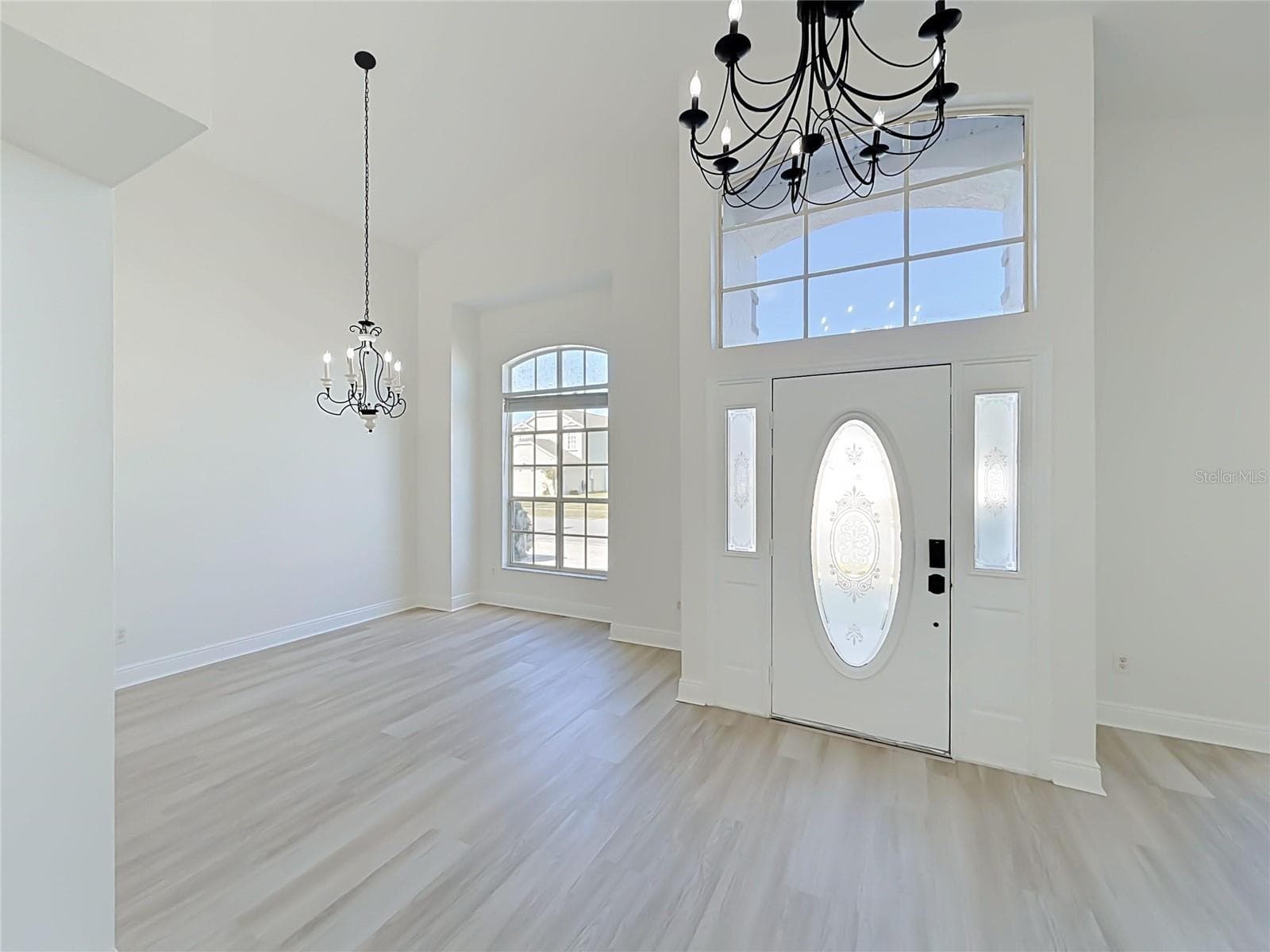 Single Family Residence at 609 SEASCAPE AVE, ORLANDO, photo 5 of 54