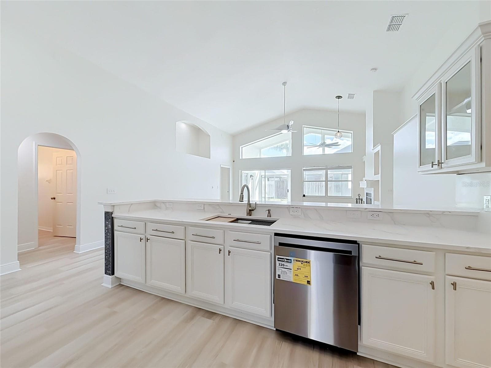 Single Family Residence at 609 SEASCAPE AVE, ORLANDO, photo 14 of 54