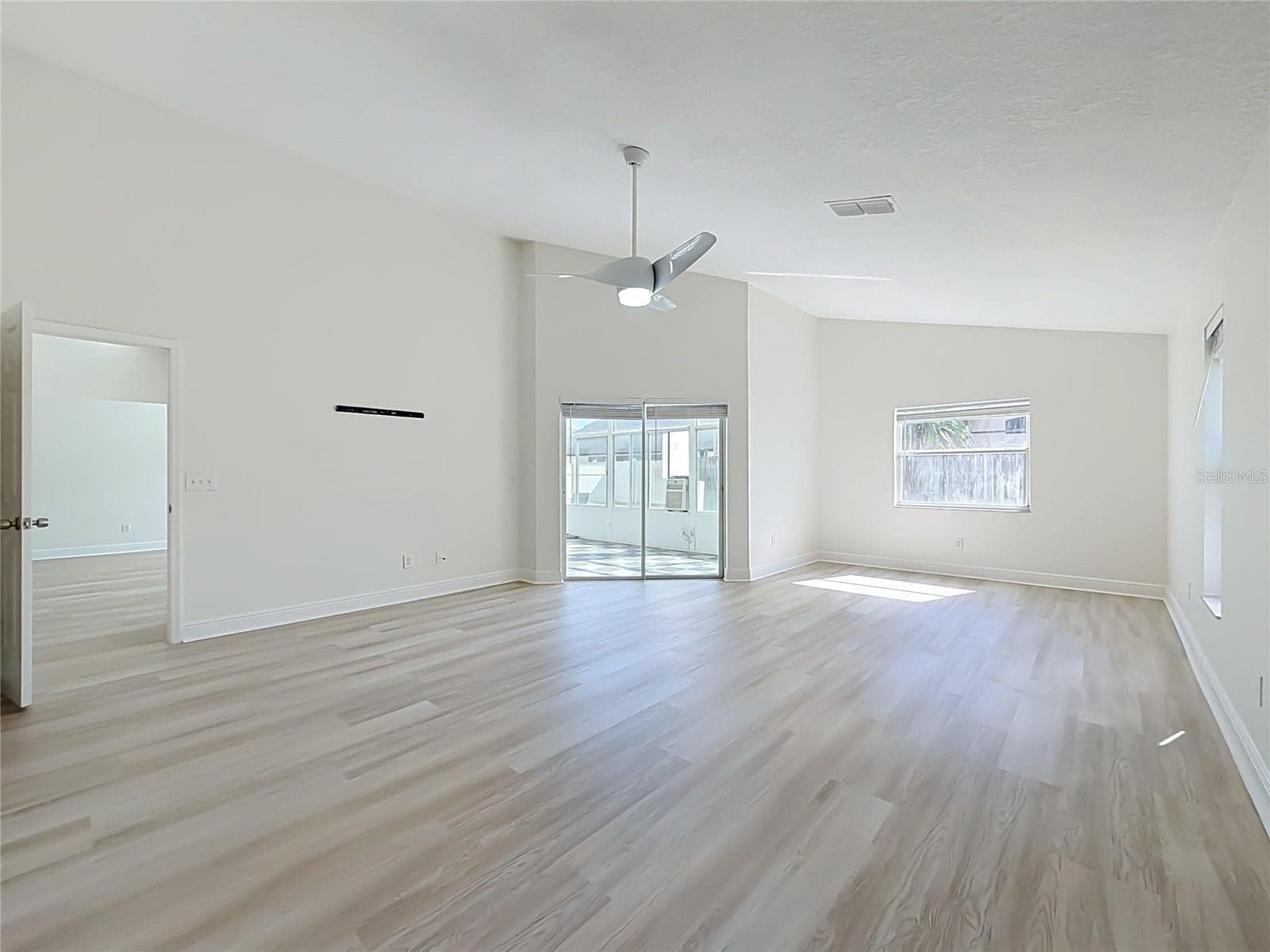 Single Family Residence at 609 SEASCAPE AVE, ORLANDO, photo 41 of 54