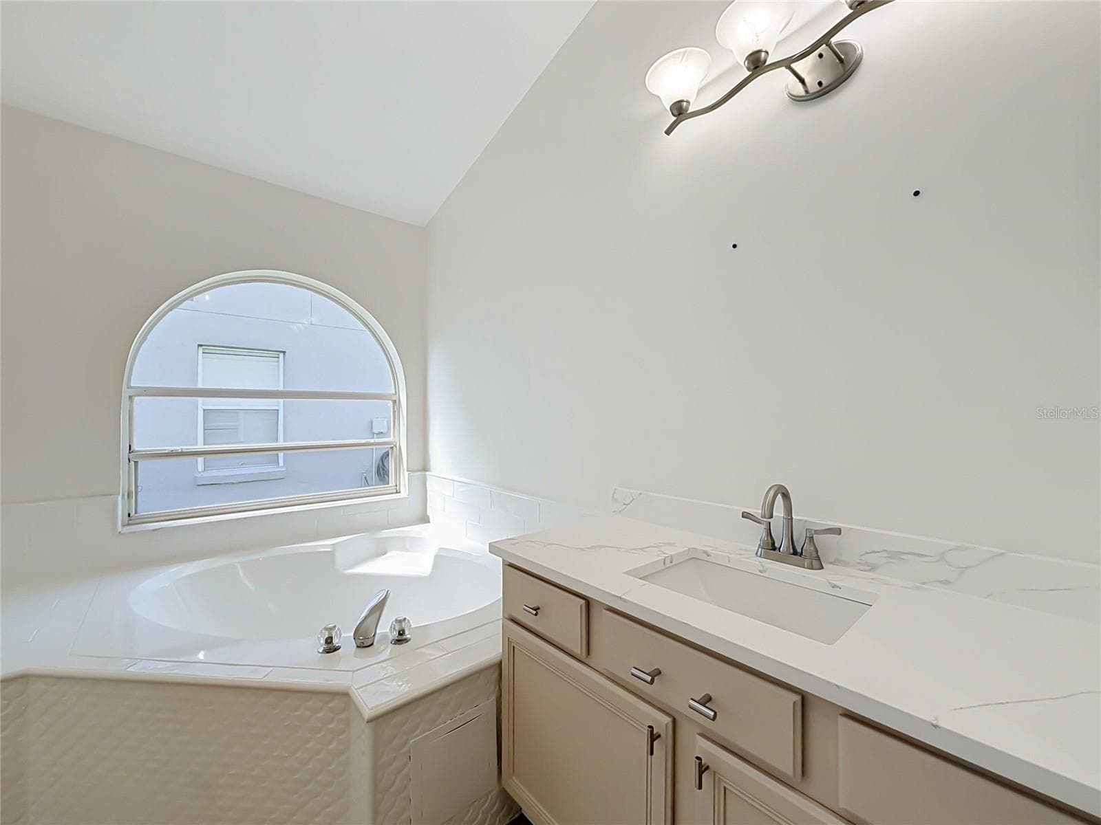Single Family Residence at 609 SEASCAPE AVE, ORLANDO, photo 44 of 54