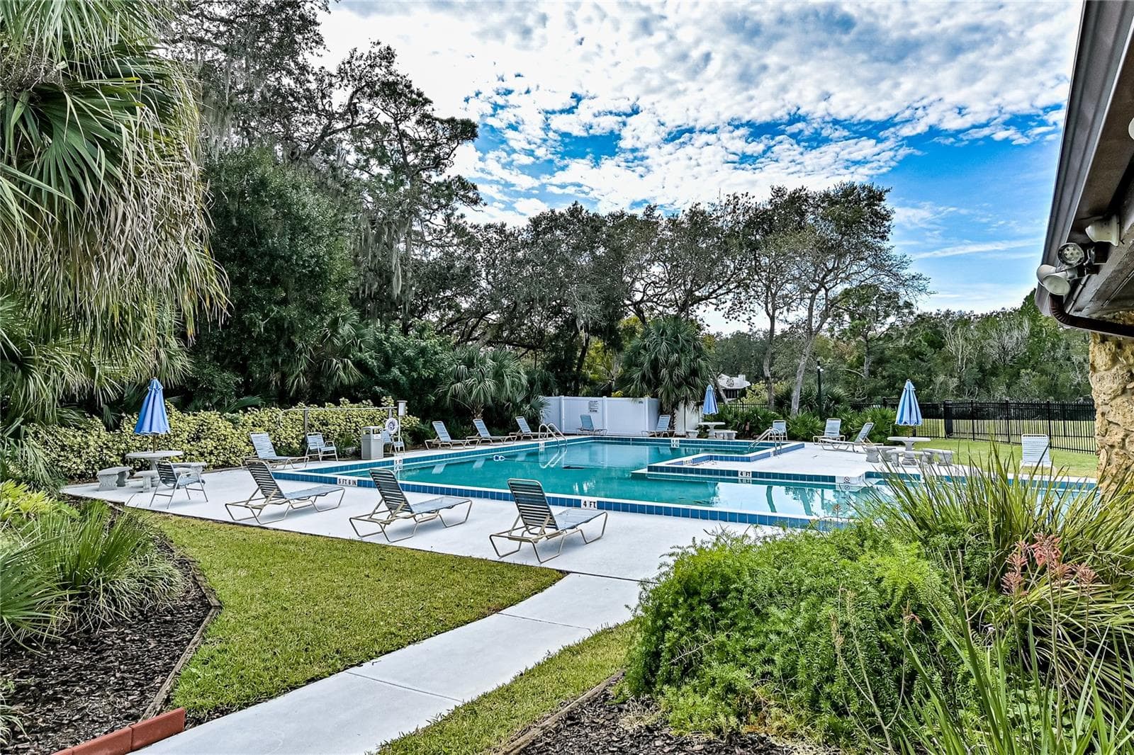 Single Family Residence at 6185 SEQUOIA DR, PORT ORANGE, photo 20 of 29