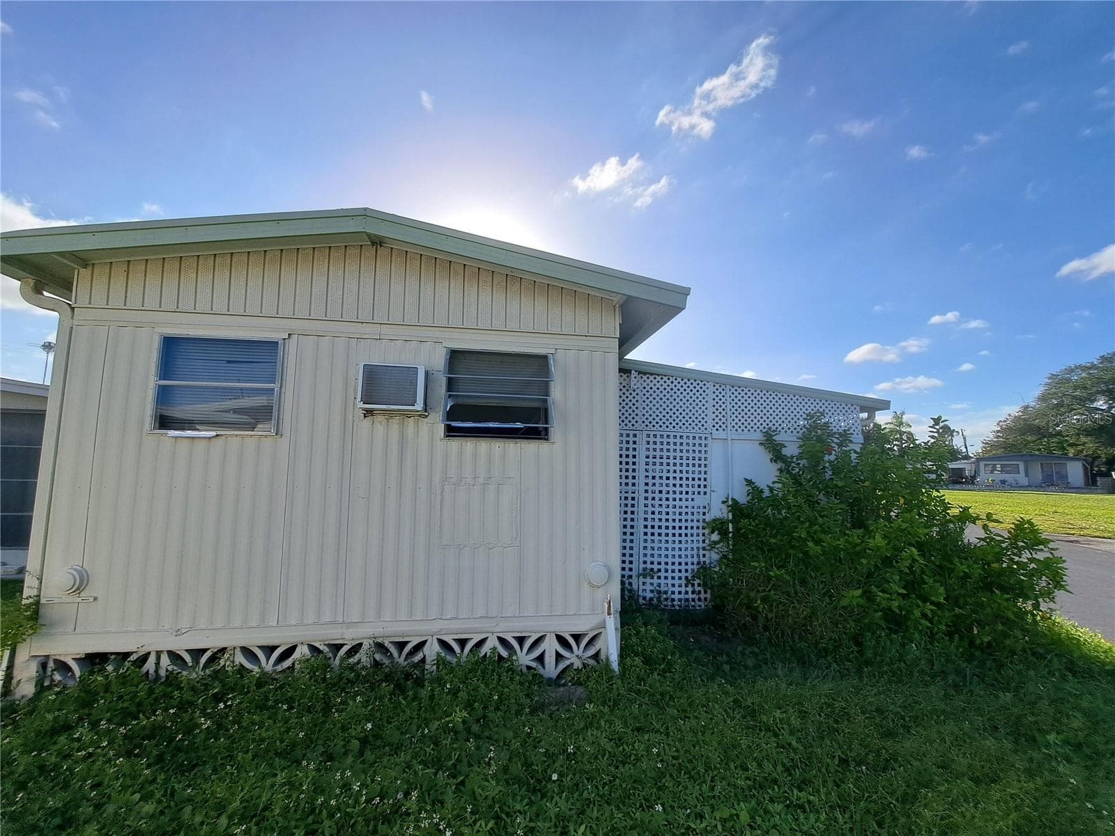 Mobile Home at 3701 14 ST W #lot #17, BRADENTON, photo 9 of 31