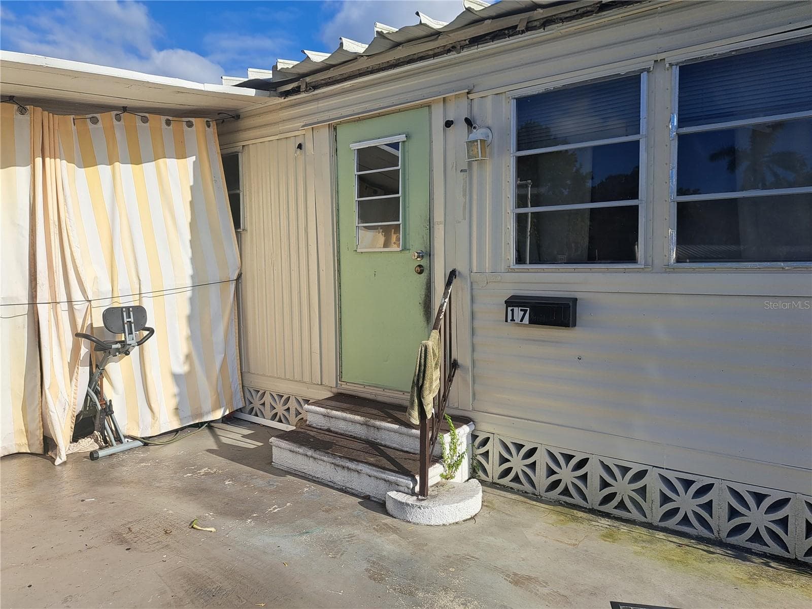 Mobile Home at 3701 14 ST W #lot #17, BRADENTON, photo 10 of 31