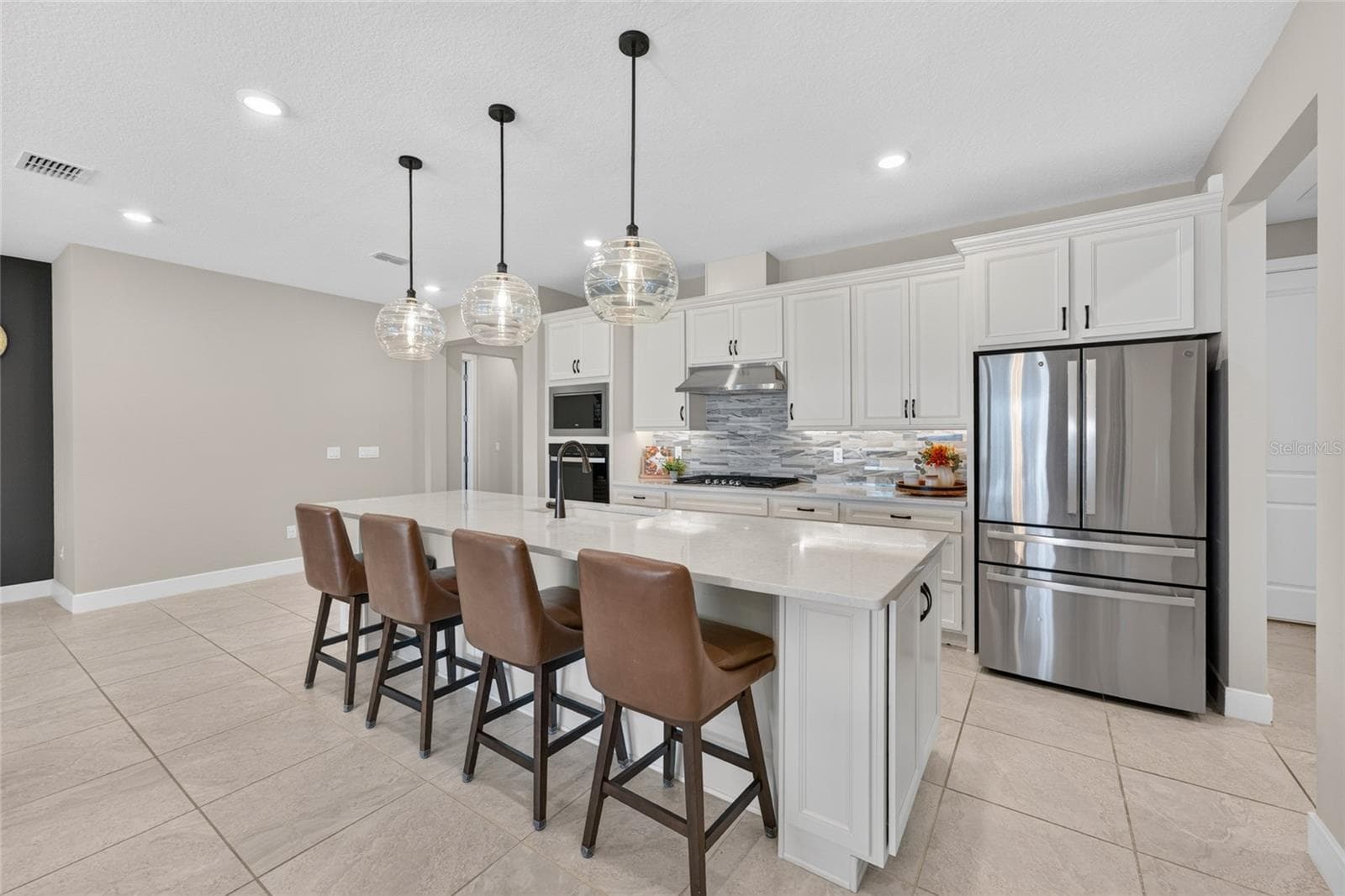 Single Family Residence at 15345 WILLOW RIDGE DR, MONTVERDE, photo 15 of 90