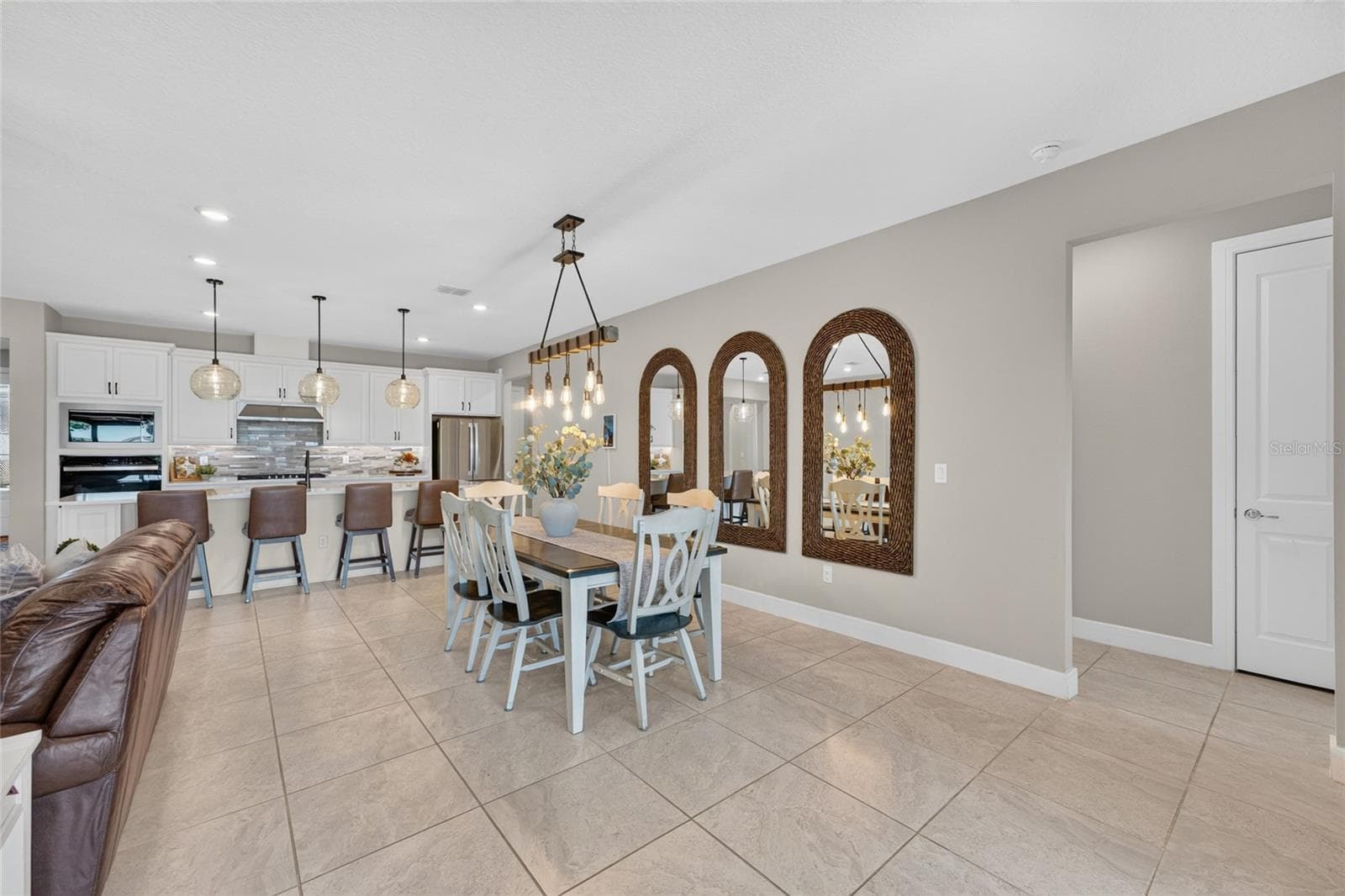 Single Family Residence at 15345 WILLOW RIDGE DR, MONTVERDE, photo 22 of 90