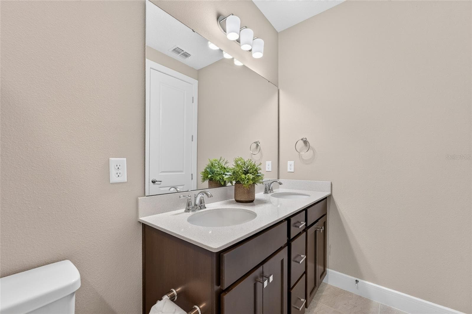 Single Family Residence at 15345 WILLOW RIDGE DR, MONTVERDE, photo 68 of 90