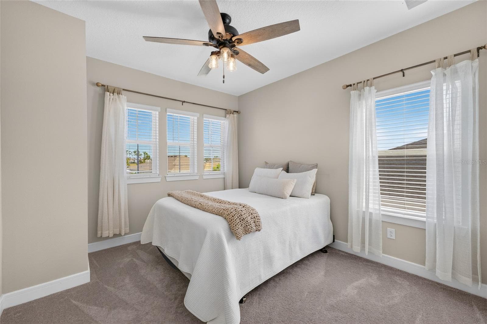 Single Family Residence at 15345 WILLOW RIDGE DR, MONTVERDE, photo 69 of 90