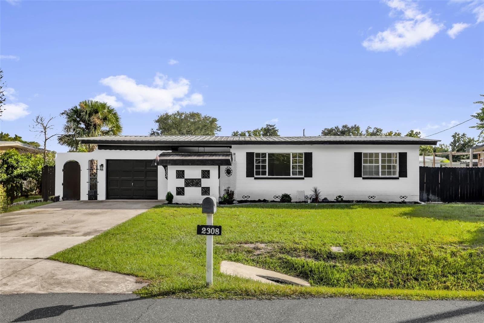 2308 MORNING GLORY DR