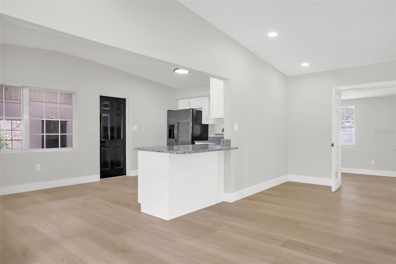 Single Family Residence at 2308 MORNING GLORY DR, ORLANDO, photo 12 of 38