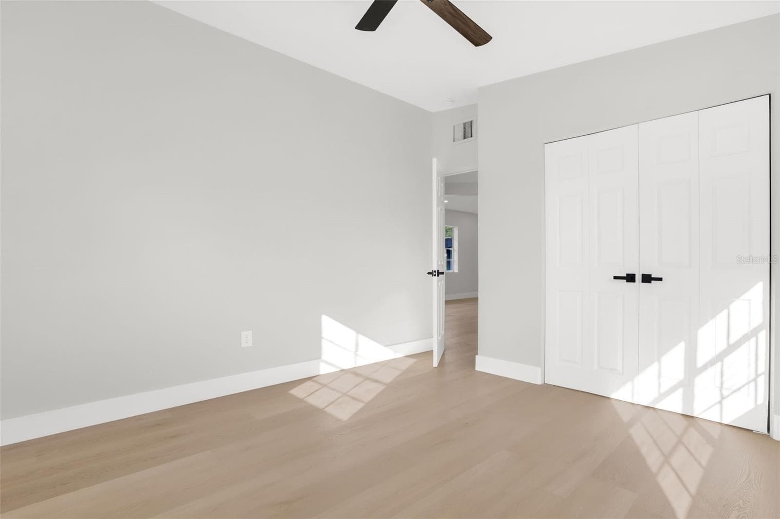 Single Family Residence at 2308 MORNING GLORY DR, ORLANDO, photo 15 of 38