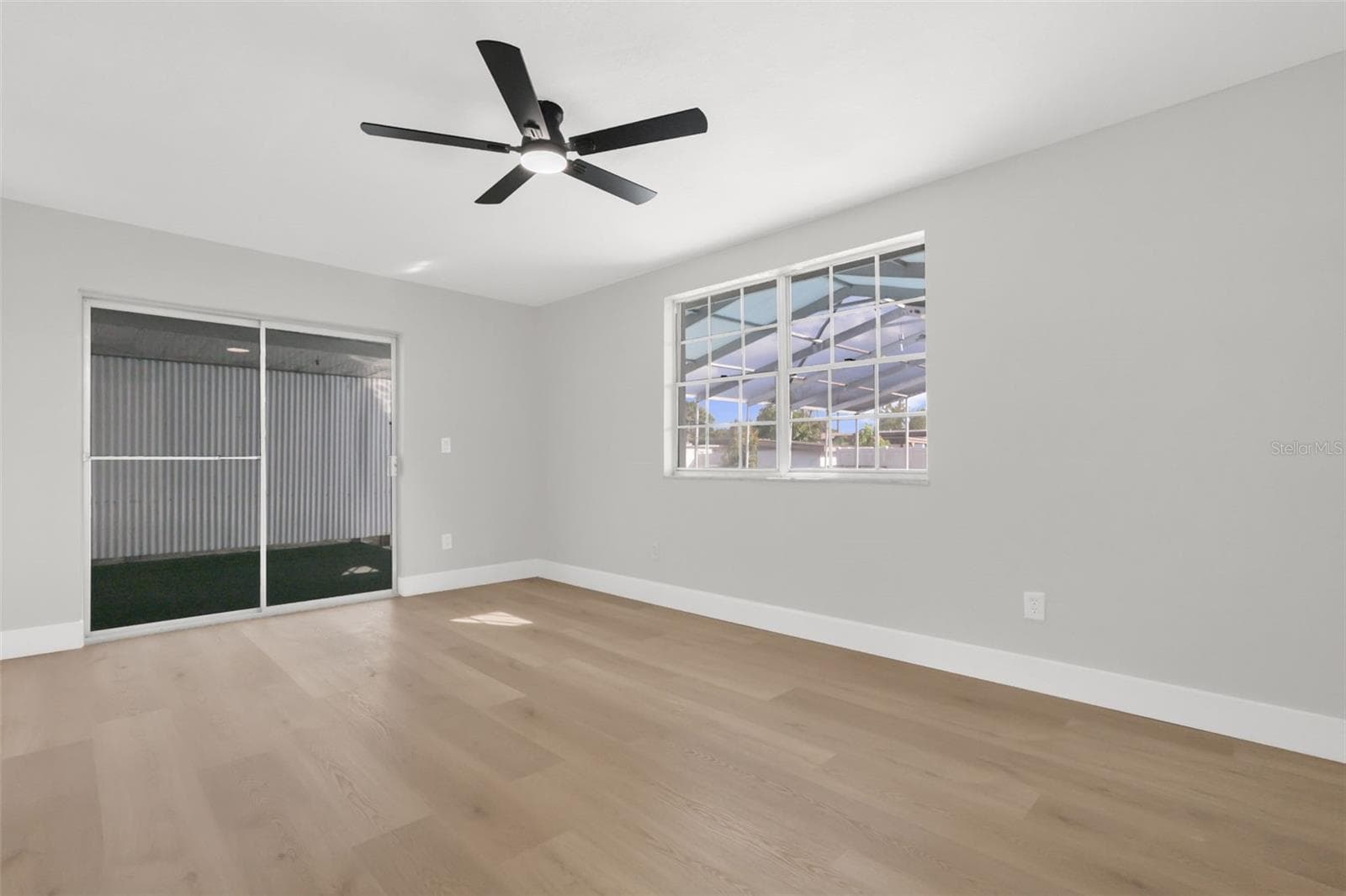 Single Family Residence at 2308 MORNING GLORY DR, ORLANDO, photo 18 of 38
