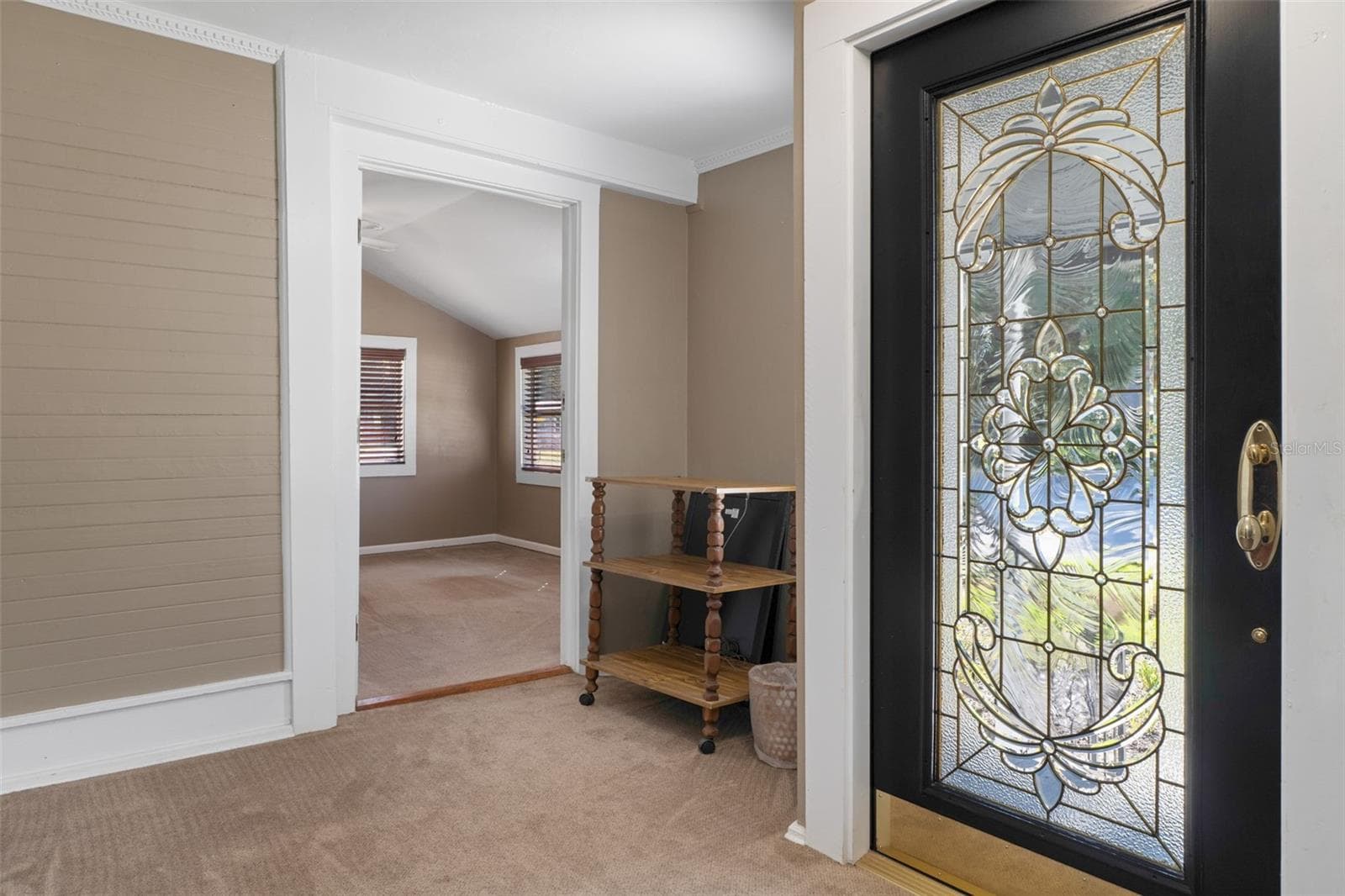 Office at 322 E PARK AVE, CHIEFLAND, photo 10 of 38