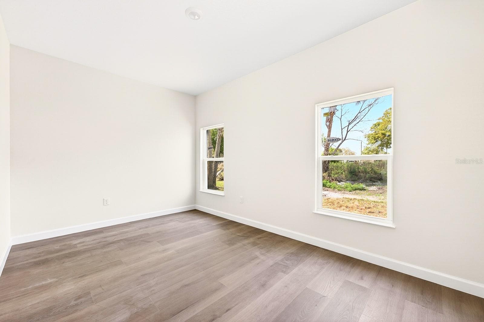 Primary Suite. - 702 LUCKY ST, TITUSVILLE