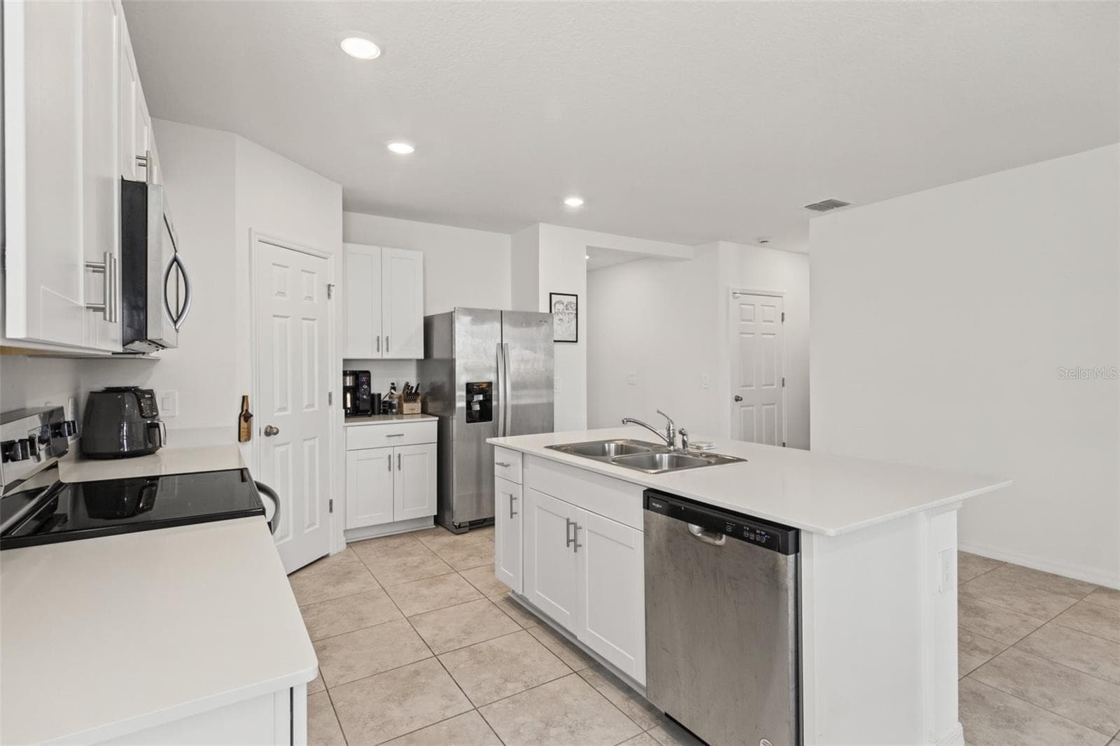 Single Family Residence at 3789 GIORGIO DR, WINTER HAVEN, photo 10 of 29