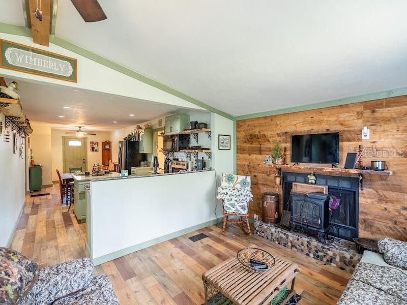 Single Family Residence at 24855 NE 135TH ST, SALT SPRINGS, photo 19 of 55