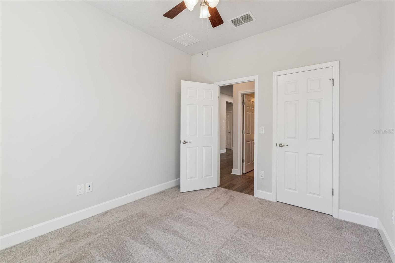 2nd Bedroom-located on the other side of the home - 6103 PLOVER MEADOW ST, LITHIA