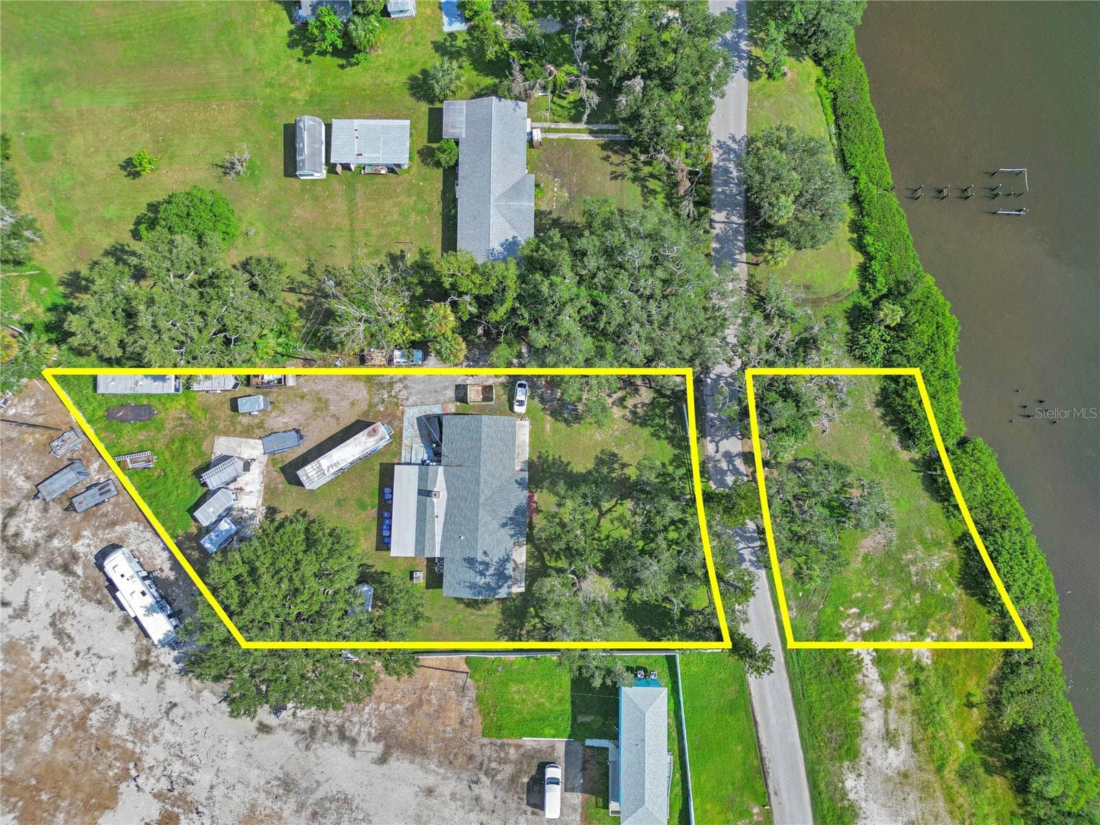 Mixed Use at 320 BAYSHORE DR, PALMETTO, photo 2 of 16
