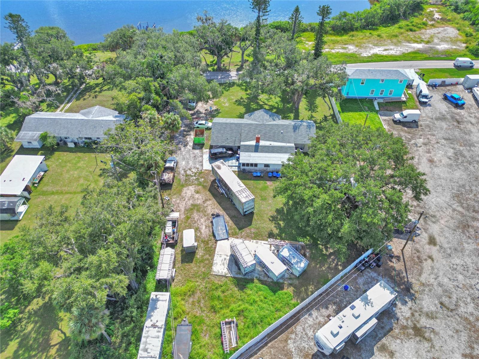 Mixed Use at 320 BAYSHORE DR, PALMETTO, photo 4 of 16