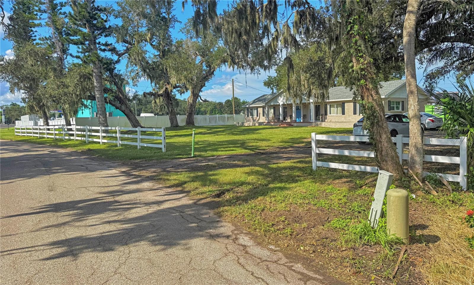 Mixed Use at 320 BAYSHORE DR, PALMETTO, photo 12 of 16