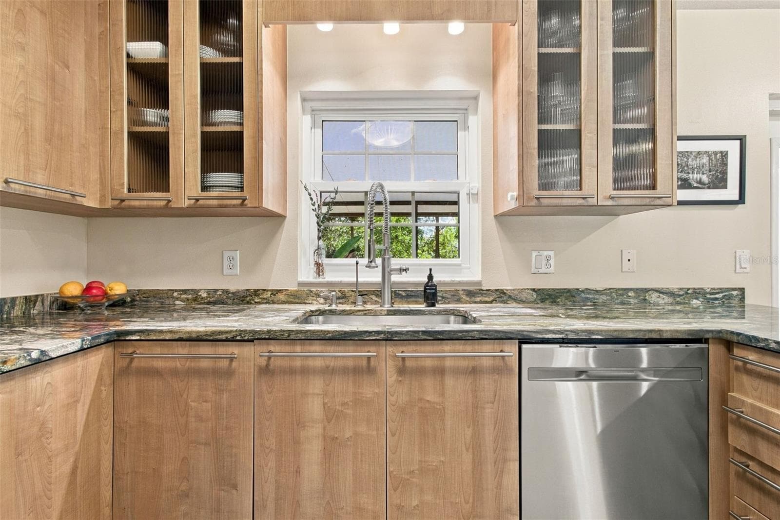 Kitchen - 9450 ROBERTS RD, ODESSA
