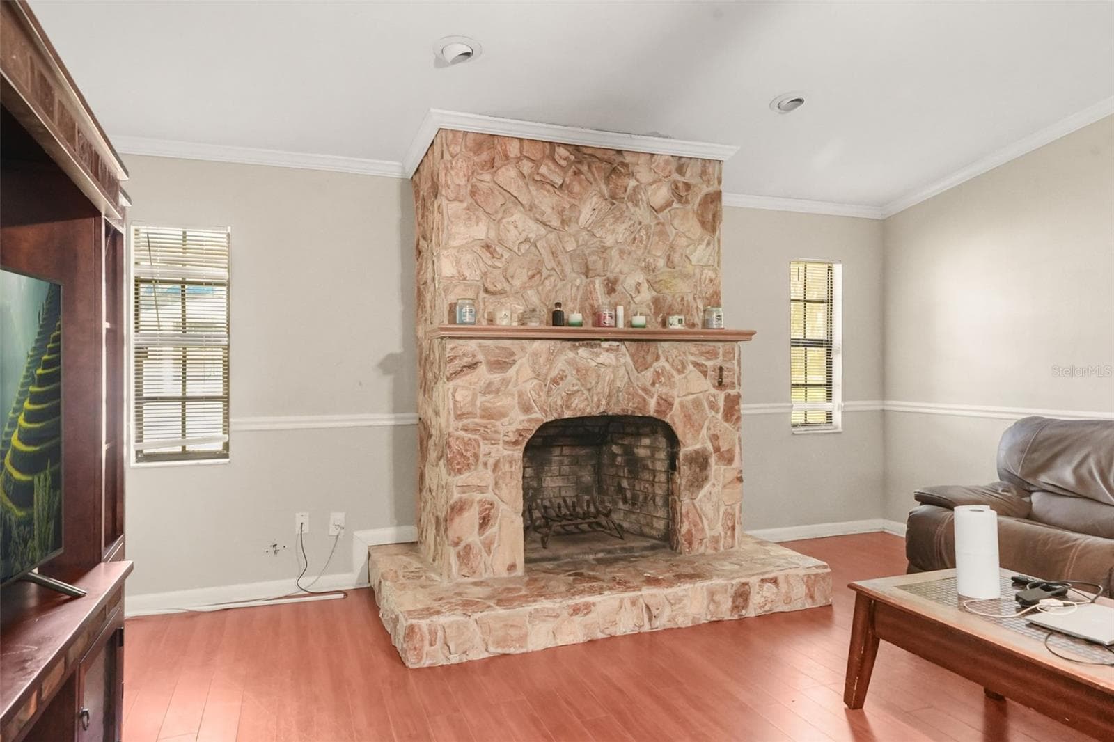 Single Family Residence at 6912 SENOJ DR, TAMPA, photo 10 of 59