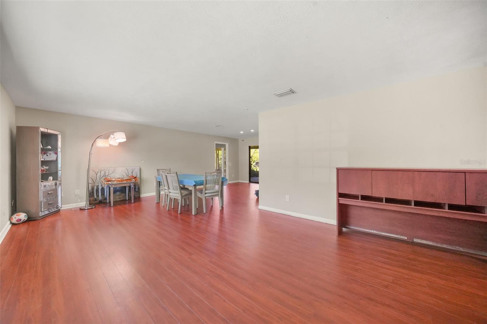 Single Family Residence at 6912 SENOJ DR, TAMPA, photo 13 of 59