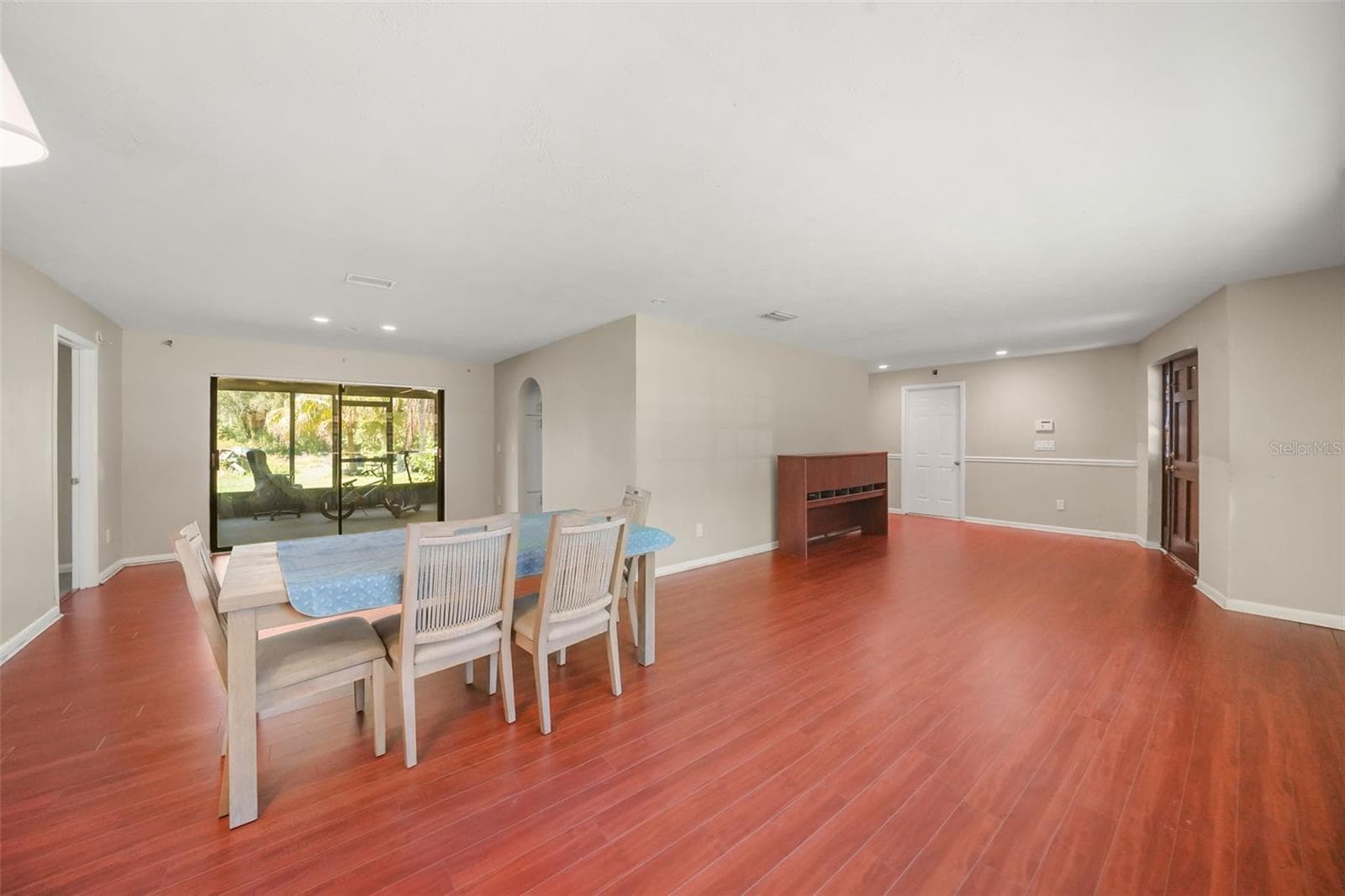 Single Family Residence at 6912 SENOJ DR, TAMPA, photo 15 of 59