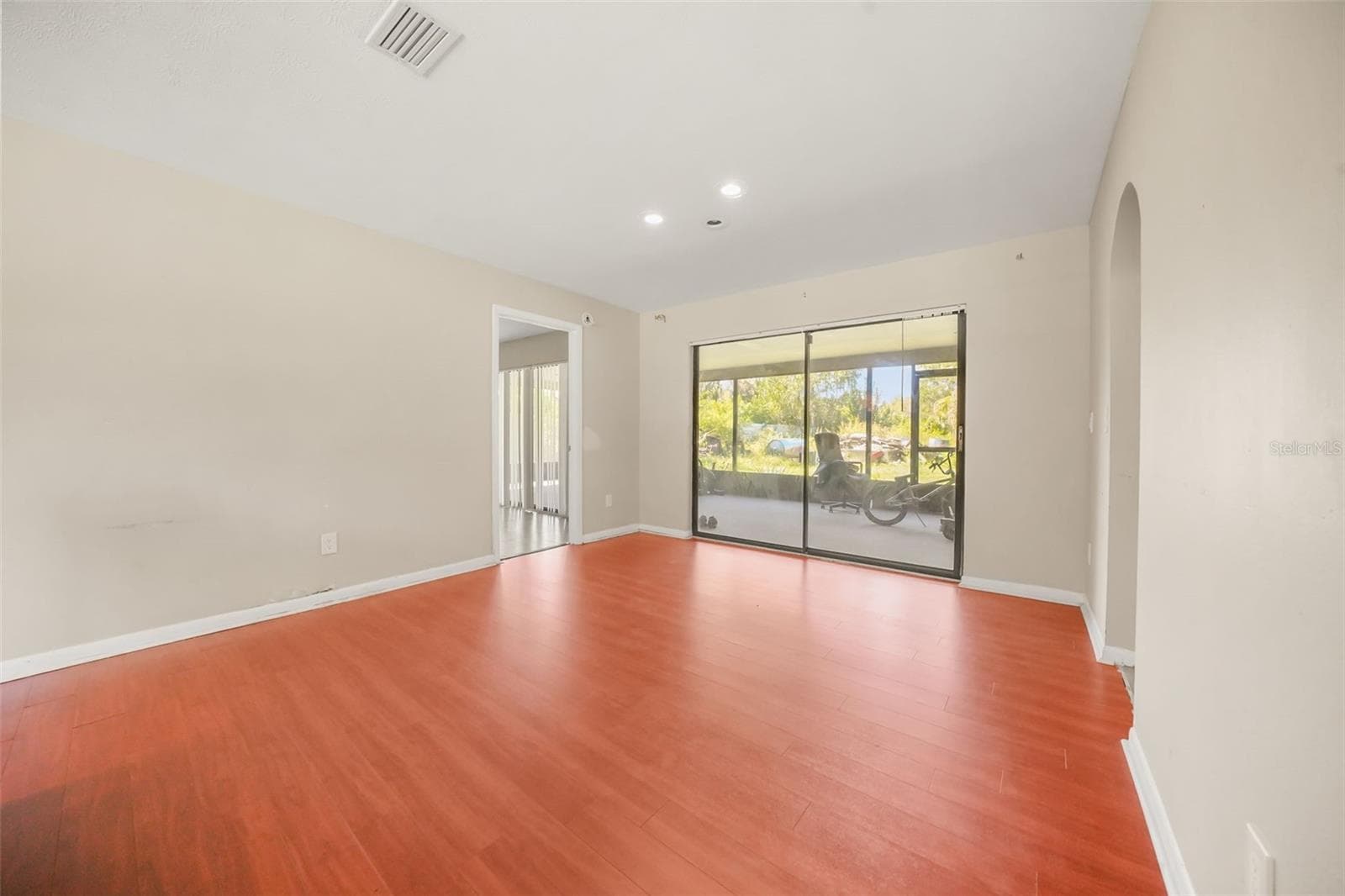 Single Family Residence at 6912 SENOJ DR, TAMPA, photo 17 of 59