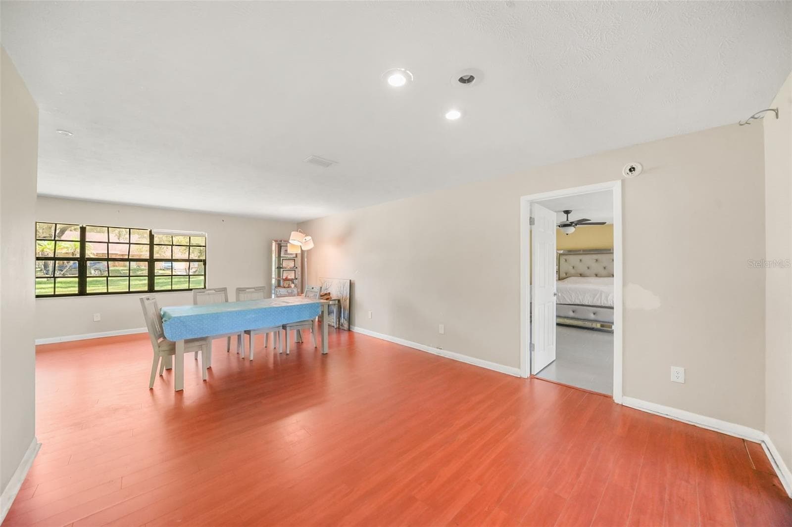 Single Family Residence at 6912 SENOJ DR, TAMPA, photo 19 of 59