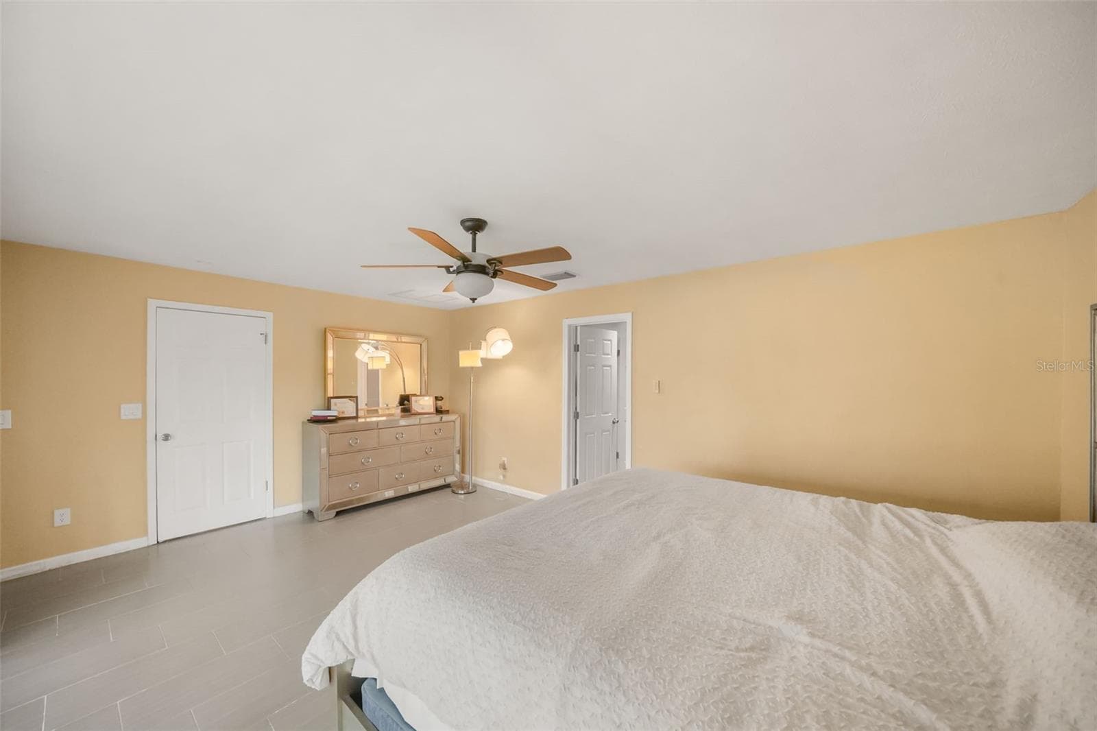 Single Family Residence at 6912 SENOJ DR, TAMPA, photo 38 of 59
