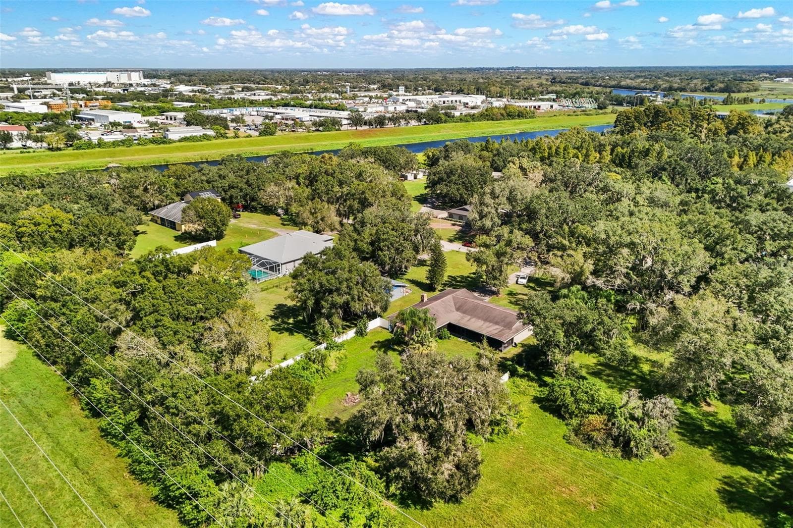 Single Family Residence at 6912 SENOJ DR, TAMPA, photo 54 of 59