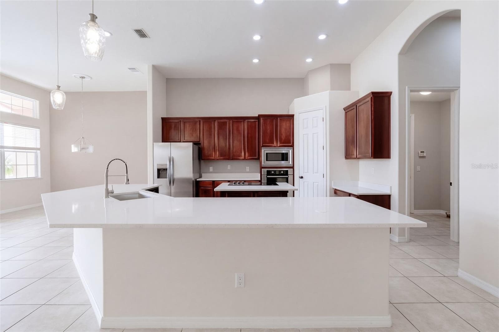 Single Family Residence at 2102 PUTTER PL, KISSIMMEE, photo 19 of 44