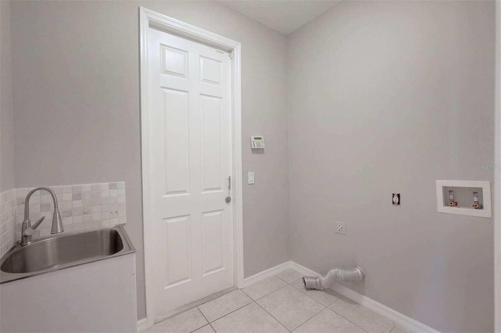 Single Family Residence at 2102 PUTTER PL, KISSIMMEE, photo 32 of 44