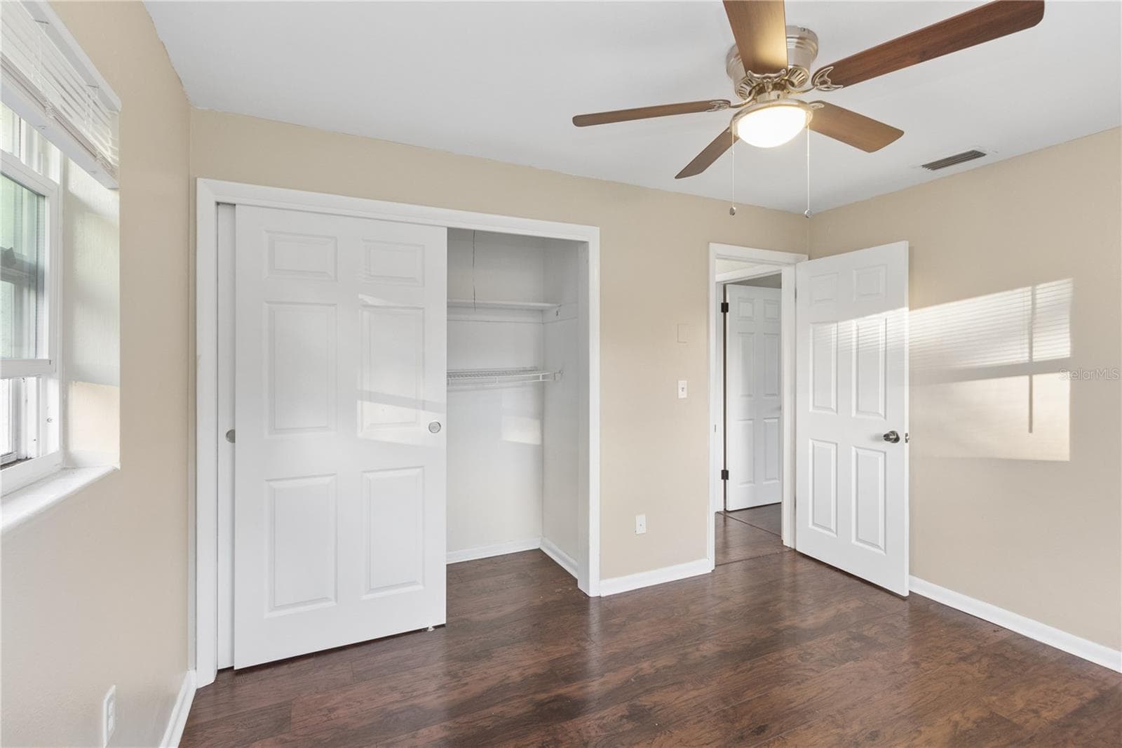 Single Family Residence at 14 S LEE ST, BEVERLY HILLS, photo 15 of 24