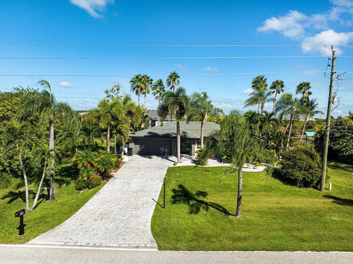 Single Family Residence at 8877 CALUMET BLVD, PORT CHARLOTTE, photo 44 of 58