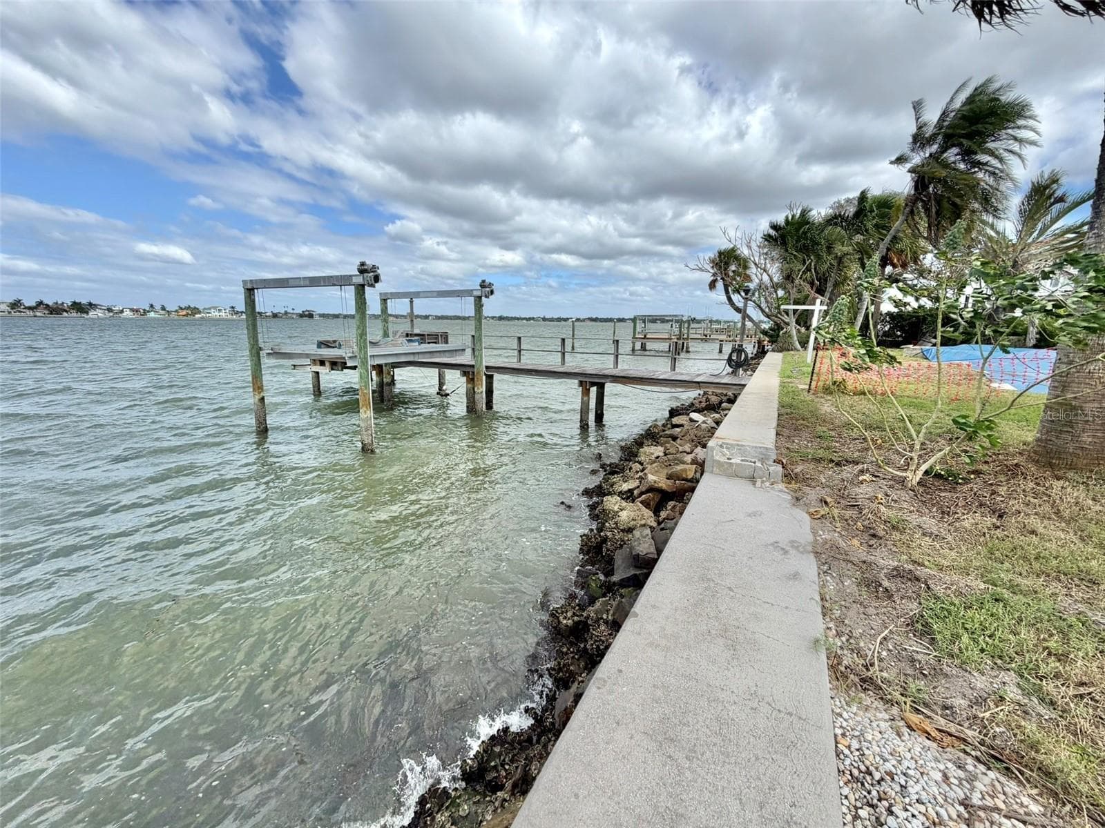 Toward the Neighboring Dock at 2 Paradise Lane (Also available) - 1 PARADISE LN, TREASURE ISLAND