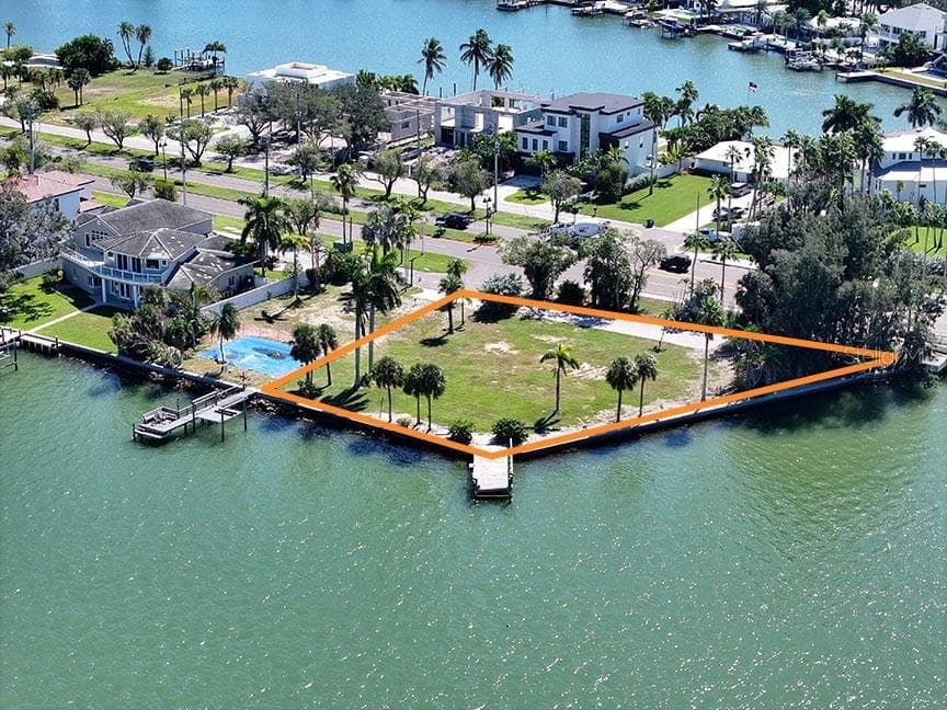 Prominent, yet Private! - 1 PARADISE LN, TREASURE ISLAND