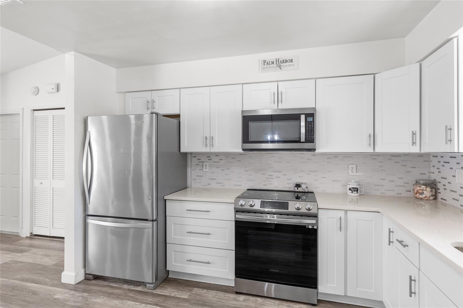Single Family Residence at 1830 WILLOW OAK DR W, PALM HARBOR, photo 21 of 59