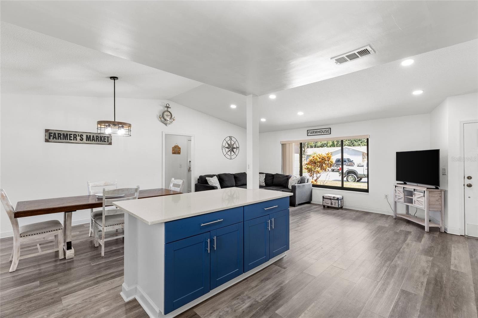 Single Family Residence at 1830 WILLOW OAK DR W, PALM HARBOR, photo 23 of 59