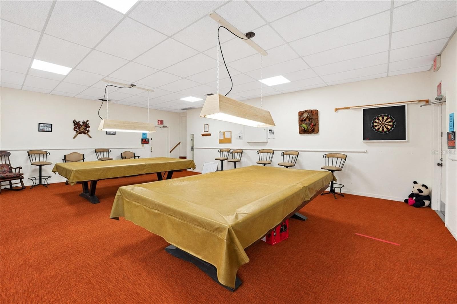 residents only billiard room - 39 CROWN POINT DR, NOKOMIS
